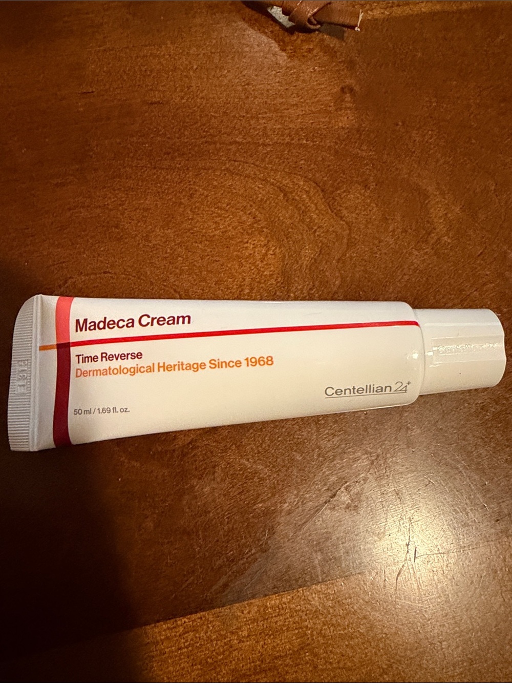 Time Reverse Moisturizer - White & Red Tube